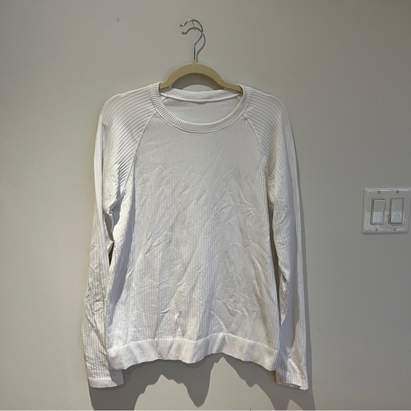 Lululemon Rest Less Pullover - Picture 2 of 4